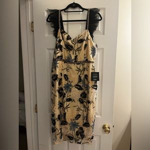 Lulus dress